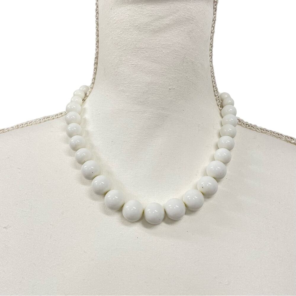 Vintage Napier Signed White Beaded Necklace Gold Tone Hardware Estate Jewelry